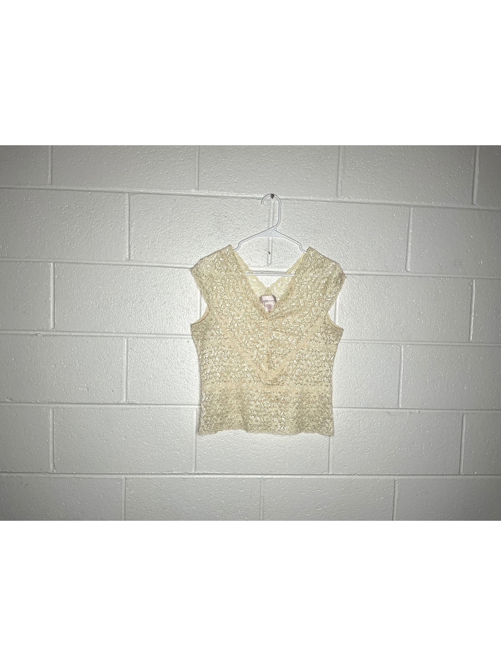 Vintage Nine West Cream All-Over Floral Lace Top Size Large